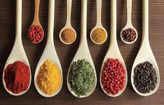 食品添加劑進(jìn)口企業(yè)報(bào)關(guān)報(bào)檢時應(yīng)當(dāng)提供哪些資料？