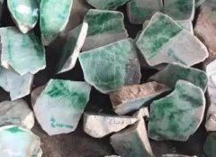 俄羅斯翡翠毛料進口報關(guān)代理案例【經(jīng)典案例】